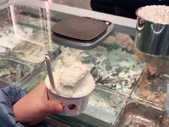-VENCHI 闻绮(上海佛罗伦萨小镇店)