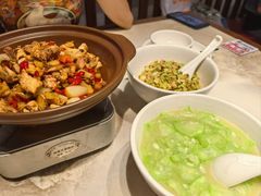 -味上湘菜馆(阿波罗店)
