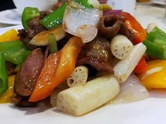 酸甜藕芽炒牛肉-嘉华海鲜酒家(龙津中路店)