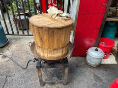 -严氏重油烧麦(民权路店)