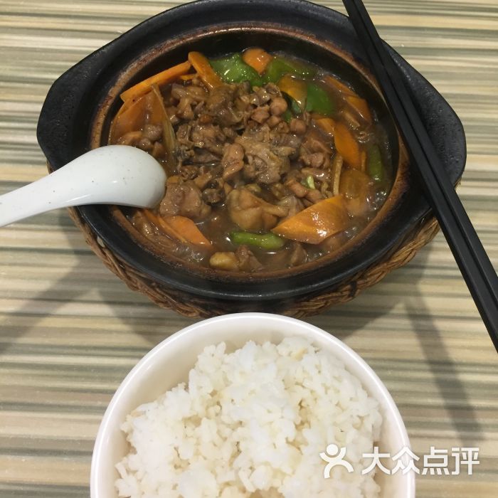 刘记黄焖鸡米饭图片