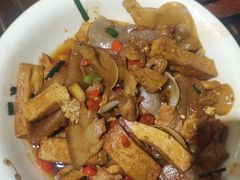 -饭桌故事·血鸭湘(荣宝华店)