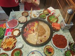 -鸿姐老火锅(花园路店)