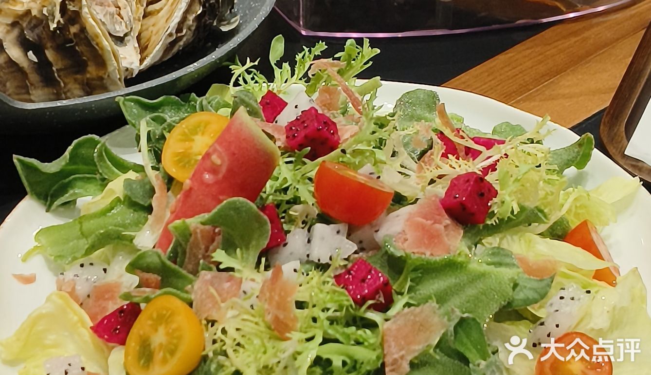 来这里，扭个头就能交到朋友[点赞]