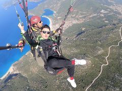 -费特希耶滑翔伞