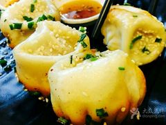 -小杨生煎(龙之梦购物中心店)