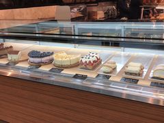 面包甜点陈列柜-麦田工坊(月湖店)