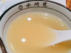 例汤-狮头牌卤味研究所·卤味饭(花城汇南区店)