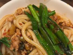 小锅米线-云海肴云南菜(浦江欢乐颂店)