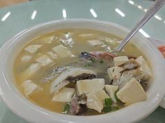 美味海鲜汤-双月饭店·20年老字号(新村店)