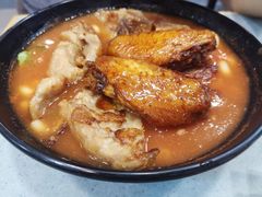 番茄浓汤鸡翅猪扒通粉-华嫂冰室(尖沙咀店)