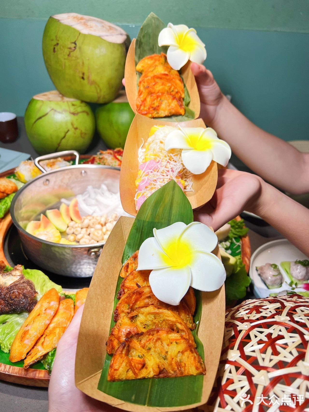 必点的大转盘超值，一次性吃到十几种海南特色美食