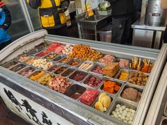 -愉肴麻辣香锅(中北镇店)