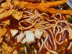 -柳州肥姨妈大骨螺蛳粉(万达中心店)
