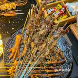 江门没有比这家更懂氛围感的吧‼️湖边BBQ‼️