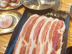 -金刚山黑牛炭火自助烤肉(西大望路店)