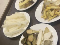 -天宜隆蘑菇宴火锅(石景山旗舰店)