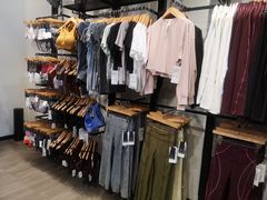 -lululemon(比斯特购物村店)