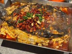 -鸣记脆皮烤鱼·海鲜烤鱼(马栏店)