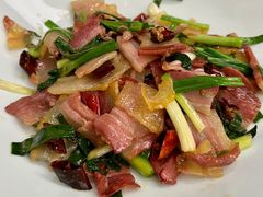 干椒炒腊肉-蝴蝶泉宾馆-中餐厅