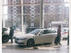 -北京宝诚宝马4S店