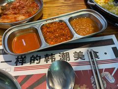 -青瓦炭韩潮烤肉(花园道店)