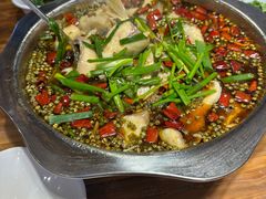 -乡土特色.冷锅鱼.牦牛肉汤锅