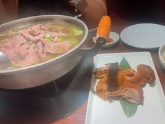 -全牛匠·乐山跷脚牛肉(西单华威约饭街店)