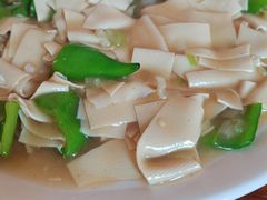 -东北菜冰城一家人