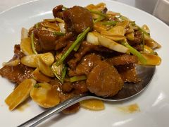 蒜爆鲜切小牛肉-京味斋·北京烤鸭(华威桥北工大店)
