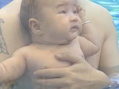-龙格亲子游泳•水育早教运动中心