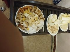 -东巴谷野生菌火锅餐厅