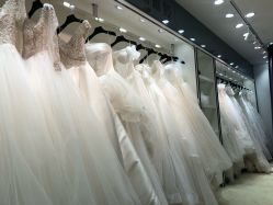 点击看大图 -予白婚纱礼服馆