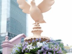 -中航城君尚购物中心