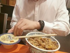 -吉野家(秀谷店)