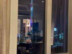 -广州富力丽思卡尔顿酒店