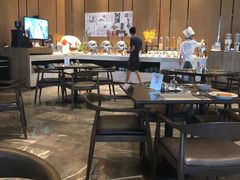 -飨食汇全日制餐厅·昆山皇冠假日酒店(九方店)