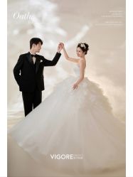 -雪中彩影婚纱摄影·微光艺术中心