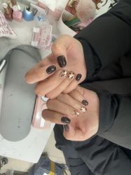 -尤米一站式美甲美睫