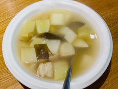 萝卜炖拐肉（小份）-灯盏窝餐厅