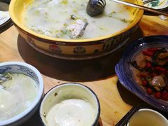 -严记小天府酸菜鱼(西四路店)