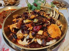 -肥肥虾庄·金牌油焖大虾(汉口城市广场店)