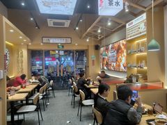-华记煲仔华·煲仔饭(市桥易发店)