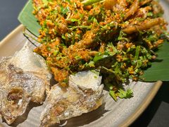 洱海手撕海鲈鱼-Ameigo梅果·云贵川bistro(长宁来福士店)