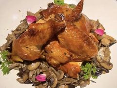 -LESCEDARS Brasserie Bistro香柏树