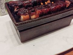 -泓历皇朝酒店(东亭店)