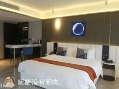 -Ting无边际江景酒店(重庆解放碑云端之眼店)