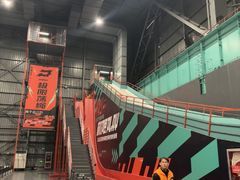 -极限PLAY运动娱乐新世界·团建派对潮玩休闲馆·室内蹦极高空游乐园