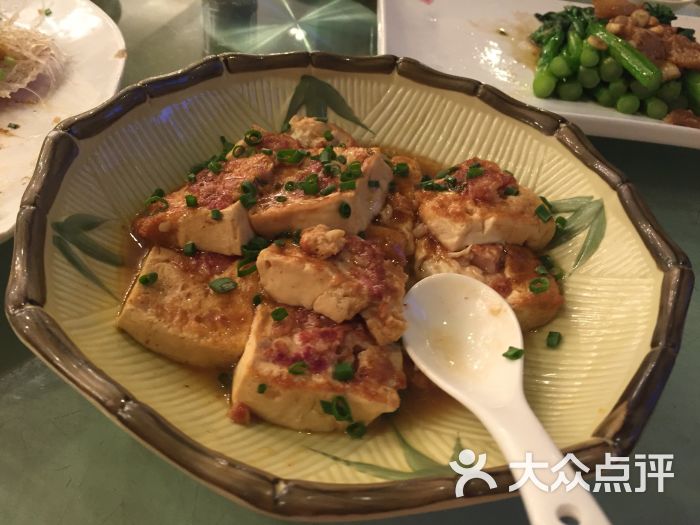 三杯鴨豬肉湯客家豆腐油渣炒菜心阿婆