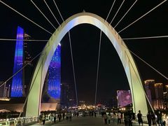 -南京眼步行桥